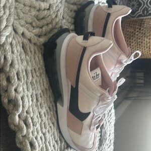 Nike Air Sneakers